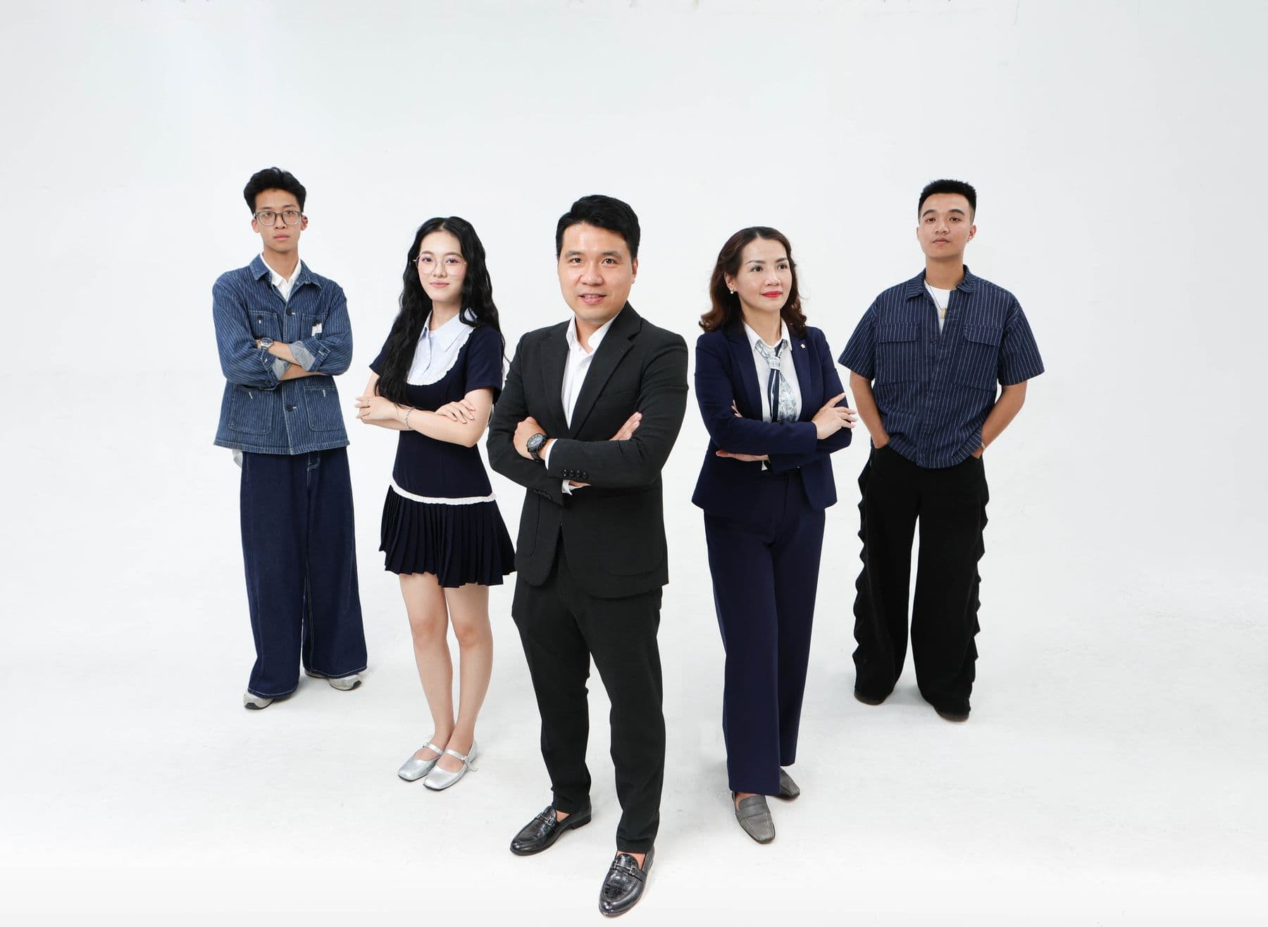 Đội ngũ A-Click Hospitality
